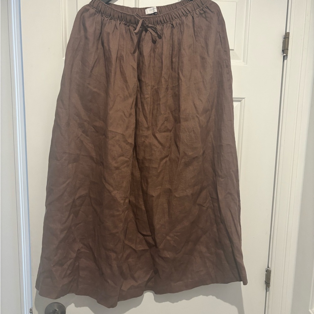 Aritzia Little Moon 100% brown linen skirt